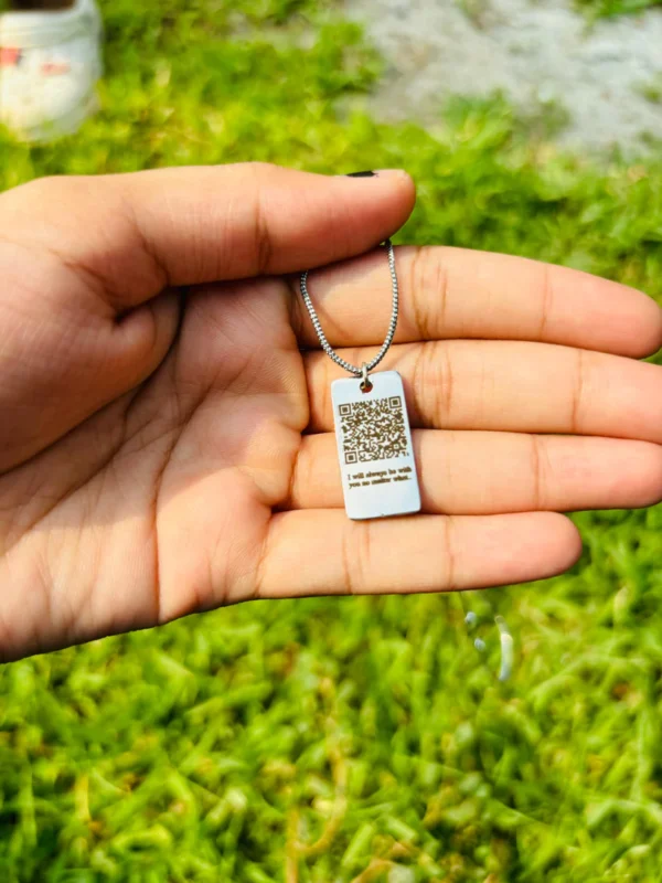 Personalized QR Photo Pendant